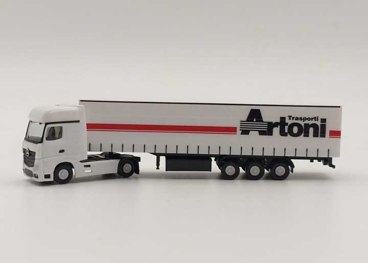 Autoarticolato "Artoni"